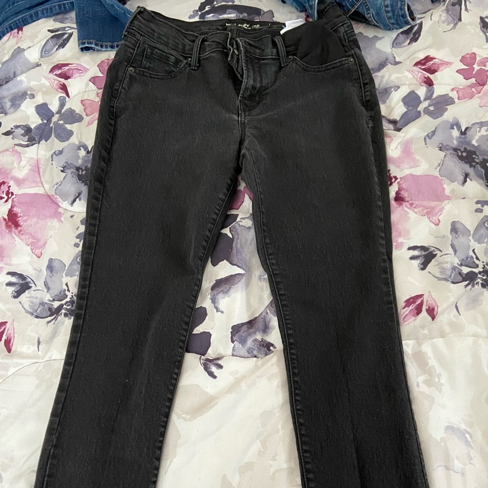 Black Old Navy Jeans